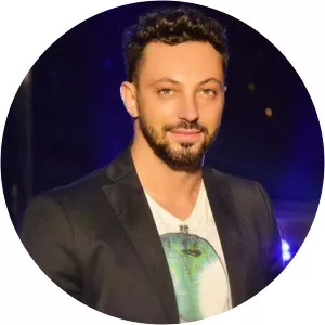 Valon Shehu - Musical artist