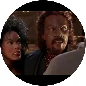 Vampire in Brooklyn - 1995 ‧ Horror/Comedy horror ‧ 1h 42m