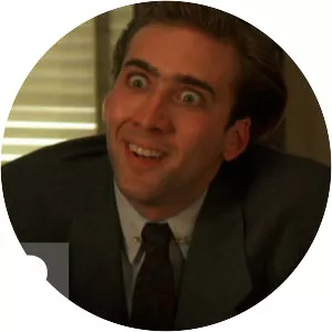 Vampire's Kiss - 1988 ‧ Drama/Horror ‧ 1h 43m