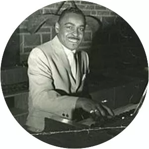 Van Piano Man Walls - American piano player