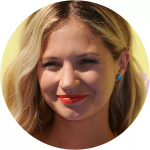Vanessa Ray
