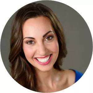 Vanessa Van Edwards - Author