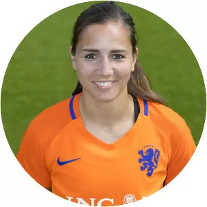 Vanity Lewerissa - Football midfielder