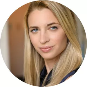 Vanja Malloy - Author