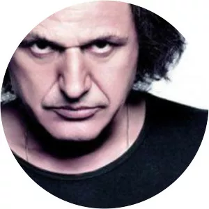 Vasilis Papakonstantinou