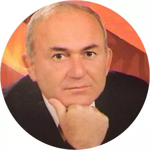 Vaske Curri - Musical artist