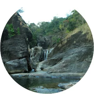 Vattaparai Falls - Waterfall