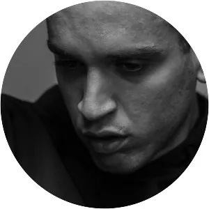 bilogang vaz tè - Musical artist