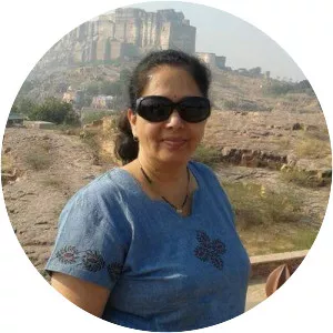 Veena Lokur photograph