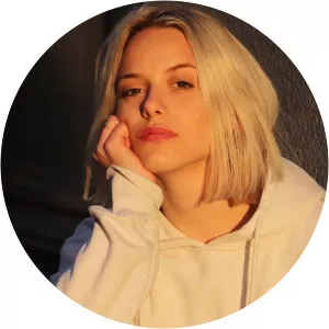 Veerle Dejaeger - Actress