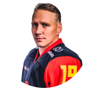 Veli-Matti Savinainen - Ice hockey forward