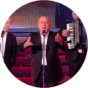 Vellezerit Curri - Musical artist