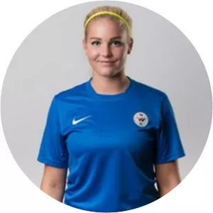 Velma Oikarinen - Football player