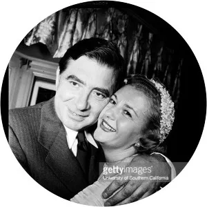 Vera Budnik - Robert Newton's wife