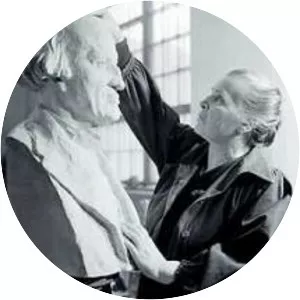 Vera Mukhina - Soviet Sculptor