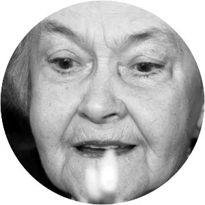 Vera Singajevska - Actress