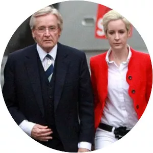 Verity Roache - Linus Roache's sister