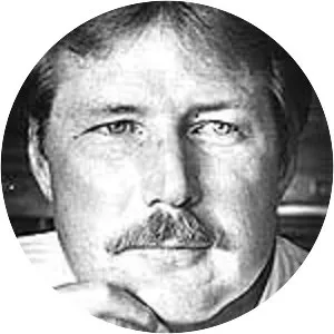 Vern Den Herder - Former American football player