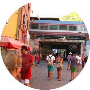 Vernazza railway station