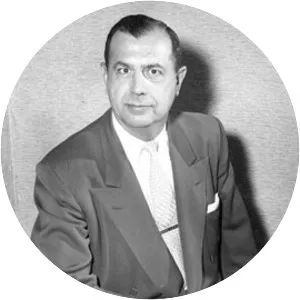 Verne Lewellen - American football player