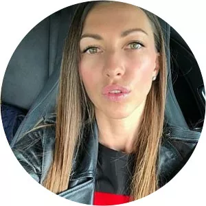 Veronika Veselova - Fernando Ricksen's wife