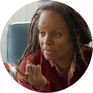 Veronique Doumbe - Filmmaker