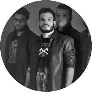 Versalle - Musical group