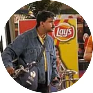 Vettam - 2004 ‧ Romance/World cinema ‧ 2h 43m