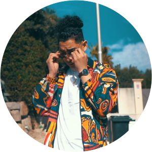 Vezoo - Musical artist