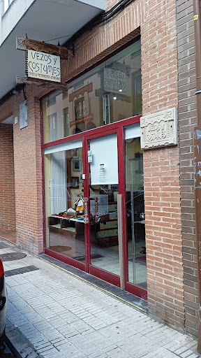 VEZOS And Costumes - Musical instrument store in Gijon, Spain