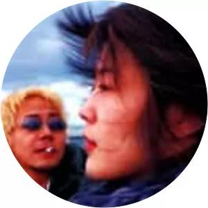 Vibrator - 2003 ‧ Drama/Comedy-drama ‧ 1h 35m