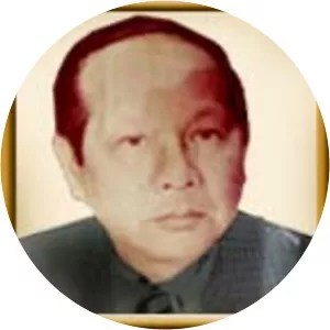 Vicente Abad Santos