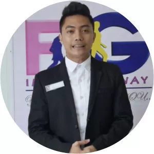 Vicente Pacis III - Joey Albert's husband