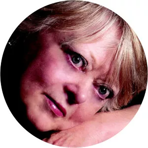 Vicki Hinze - Author