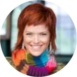 Vickie Howell photograph