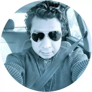 Victor Estrella - Musical artist