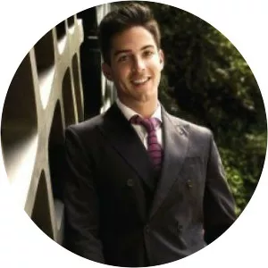 Víctor González Herrera - Víctor González Torres' son