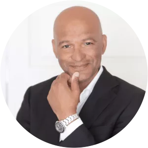 Victor Neyndorff - Elle van Rijn's ex-husband