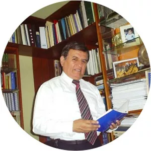 Víctor Paredes Guerra