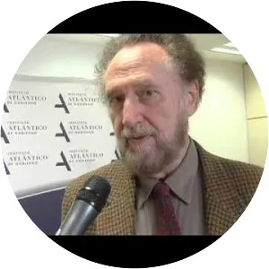 Víctor Pérez Díaz - Author