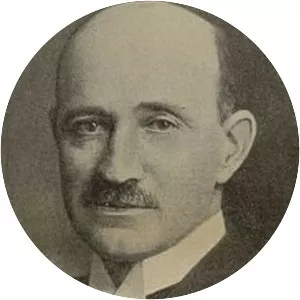 Víctor Pradera Larumbe