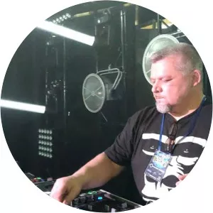 marco mc neil victor special - Musical artist