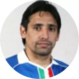 Víctor Zapata - Football midfielder
