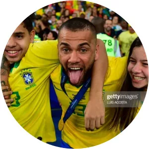 Victoria Alves - Dani Alves' daughter