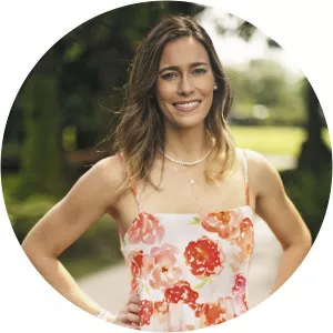 Victoria Heurtematte - Rómulo Roux's wife