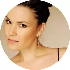 Victoria Rauch - Actress