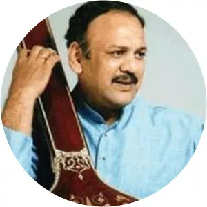 Vijay Koparkar - Singer