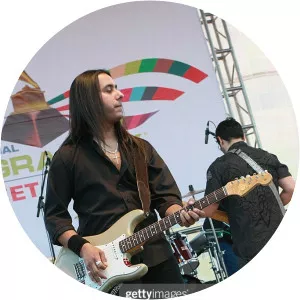 Viktor Pacheco Musician