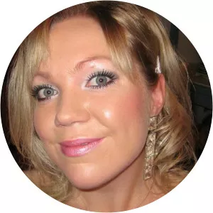 Vilde Helljesen - Lars Nehru Sand's wife