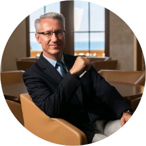 Vincent Dujardin - Historian